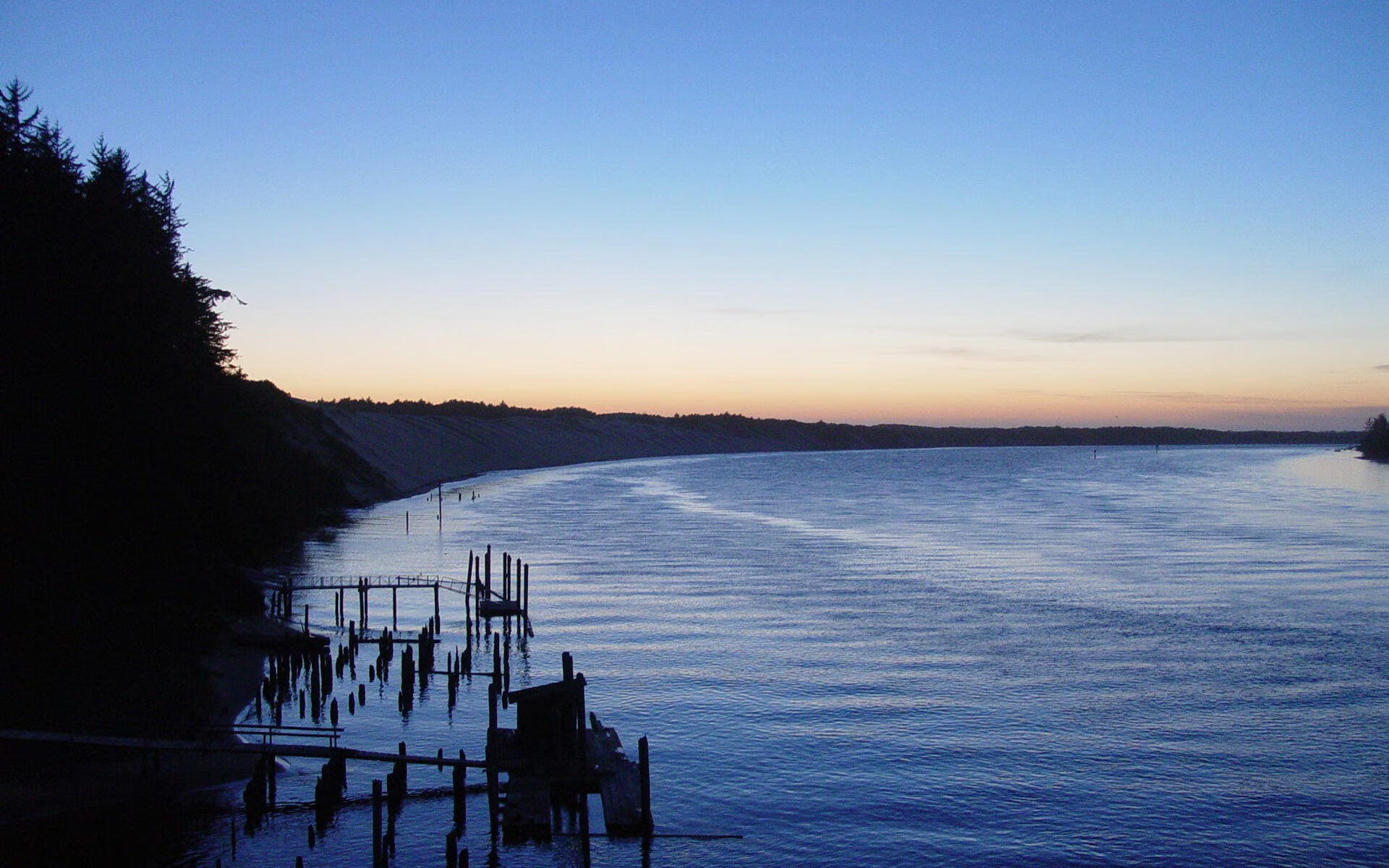 佩拉卡尼冲刺阶段紧咬陈佳,卡佩拉进攻能力